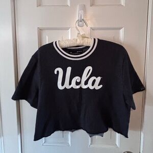 Rare Under Armour Colab UCLA Cropped Varsity 80% Cotton Navy Short Sleeve Tee M